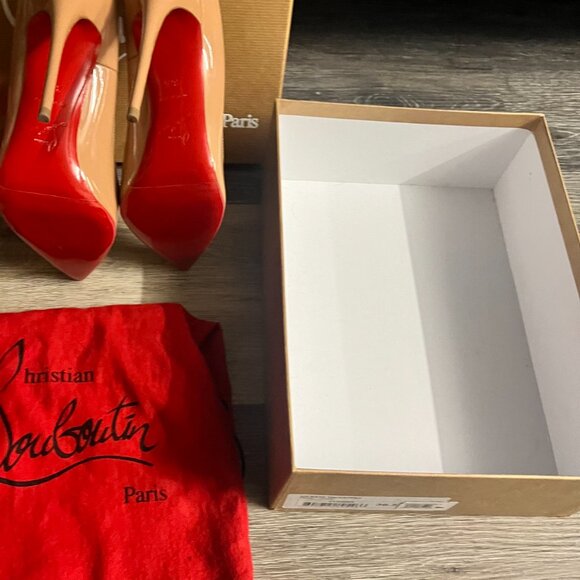 Christian Louboutin So Kate Patent Pointed-Toe Red Sole Pump - Picture 2 of 7